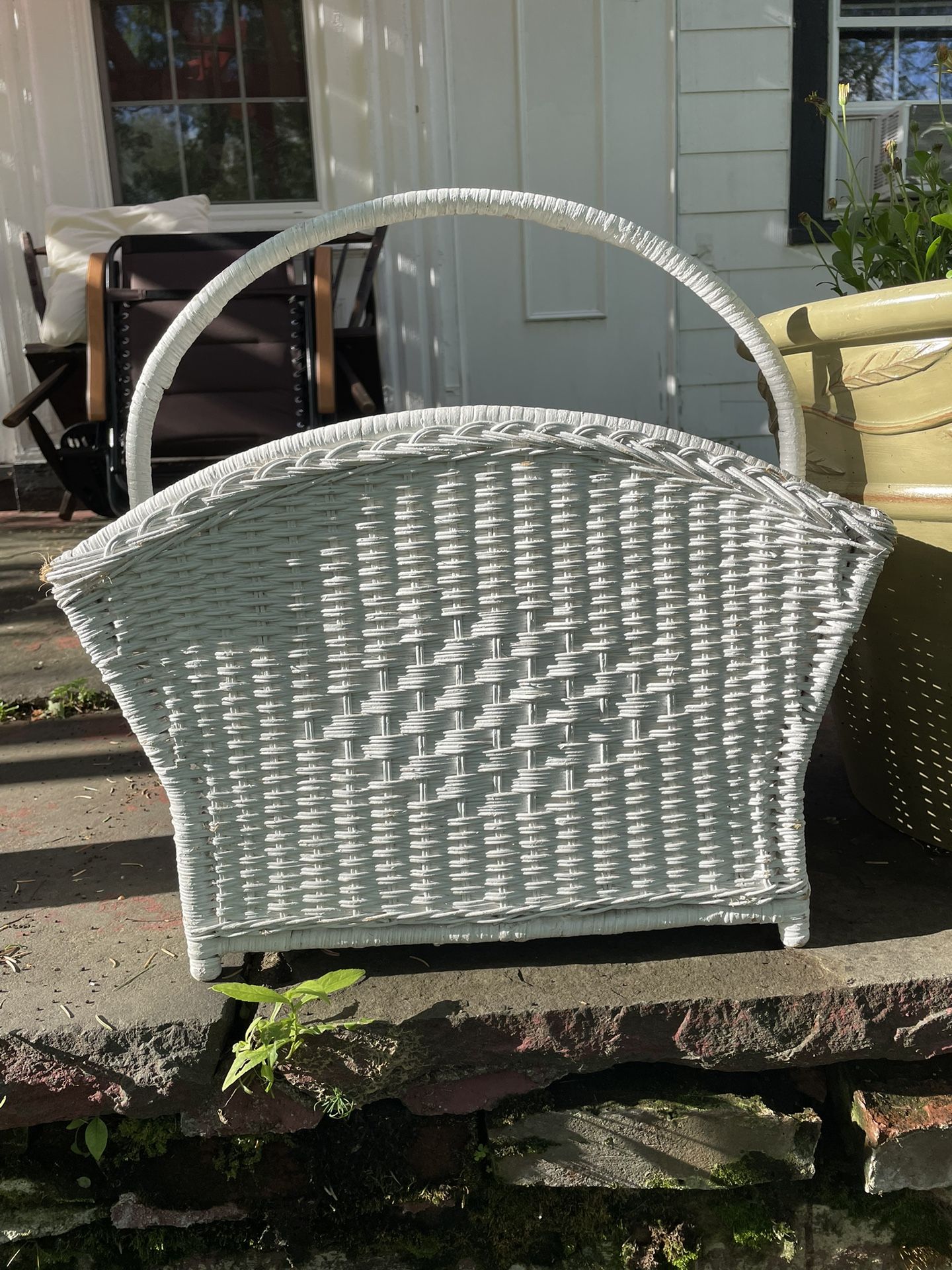 Vintage Wicker Magazine Rack Newspaper Basket Stand Storage Boho Rattan