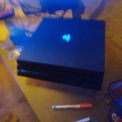 Ps4 TB With Control And 32in Samsung Tv