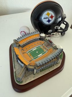Mini Steelers stadium and helmet