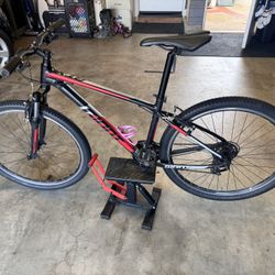 Giant ATX Mountain Bike