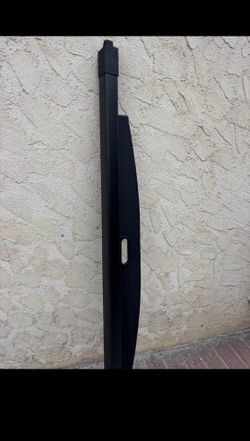 retractable trunk curtain partition fits suburban