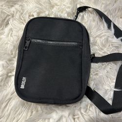 Brixley Crossbody Bag 
