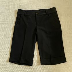 Odds N Evens Black Flat Front Knee Length Cuff Short Pants Size 3