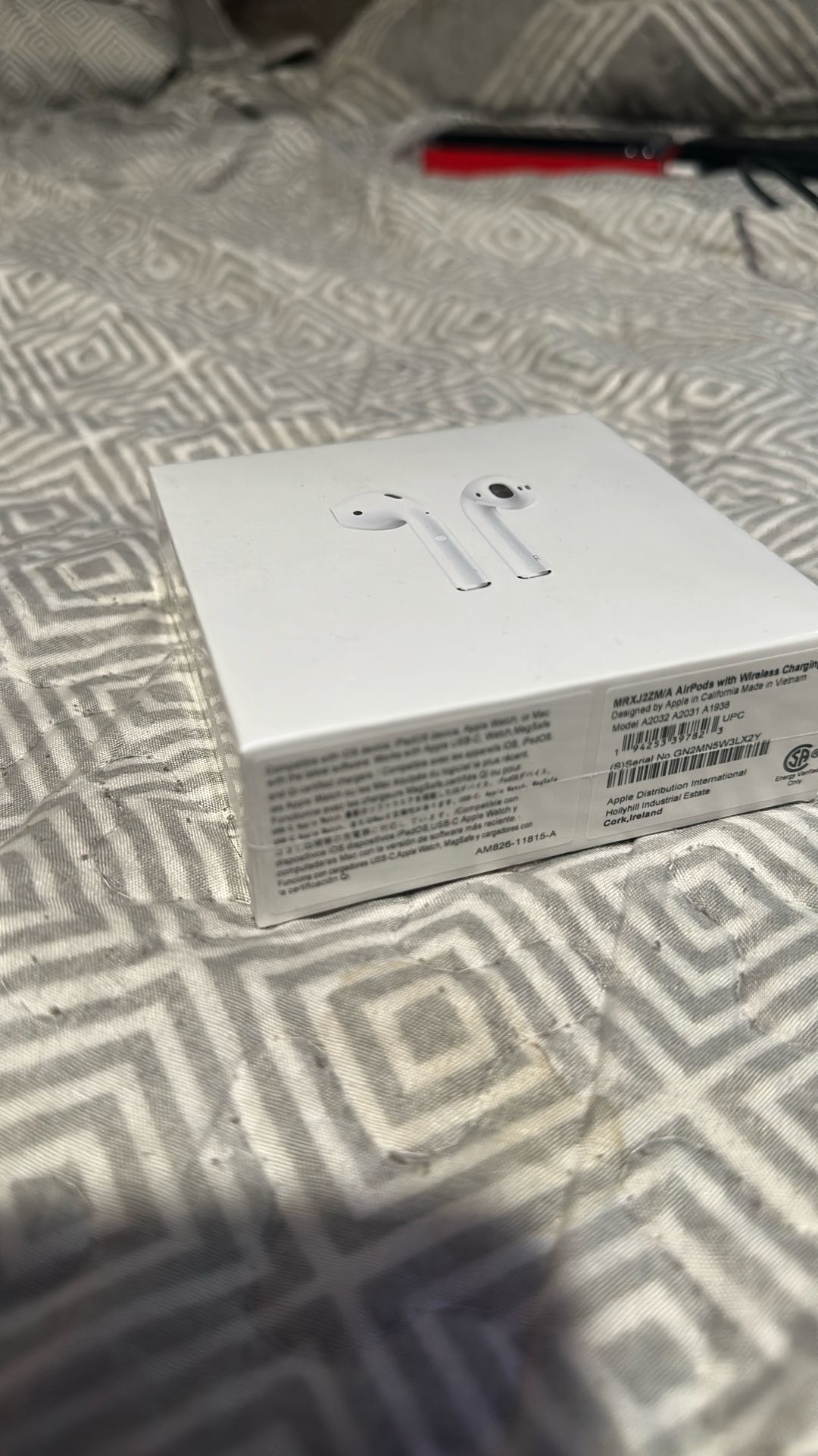 Apple AirPods (2nd Generation) – Sealed