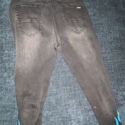 Amiri Jeans
