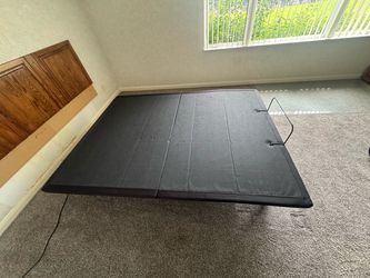Queen size adjustable bed