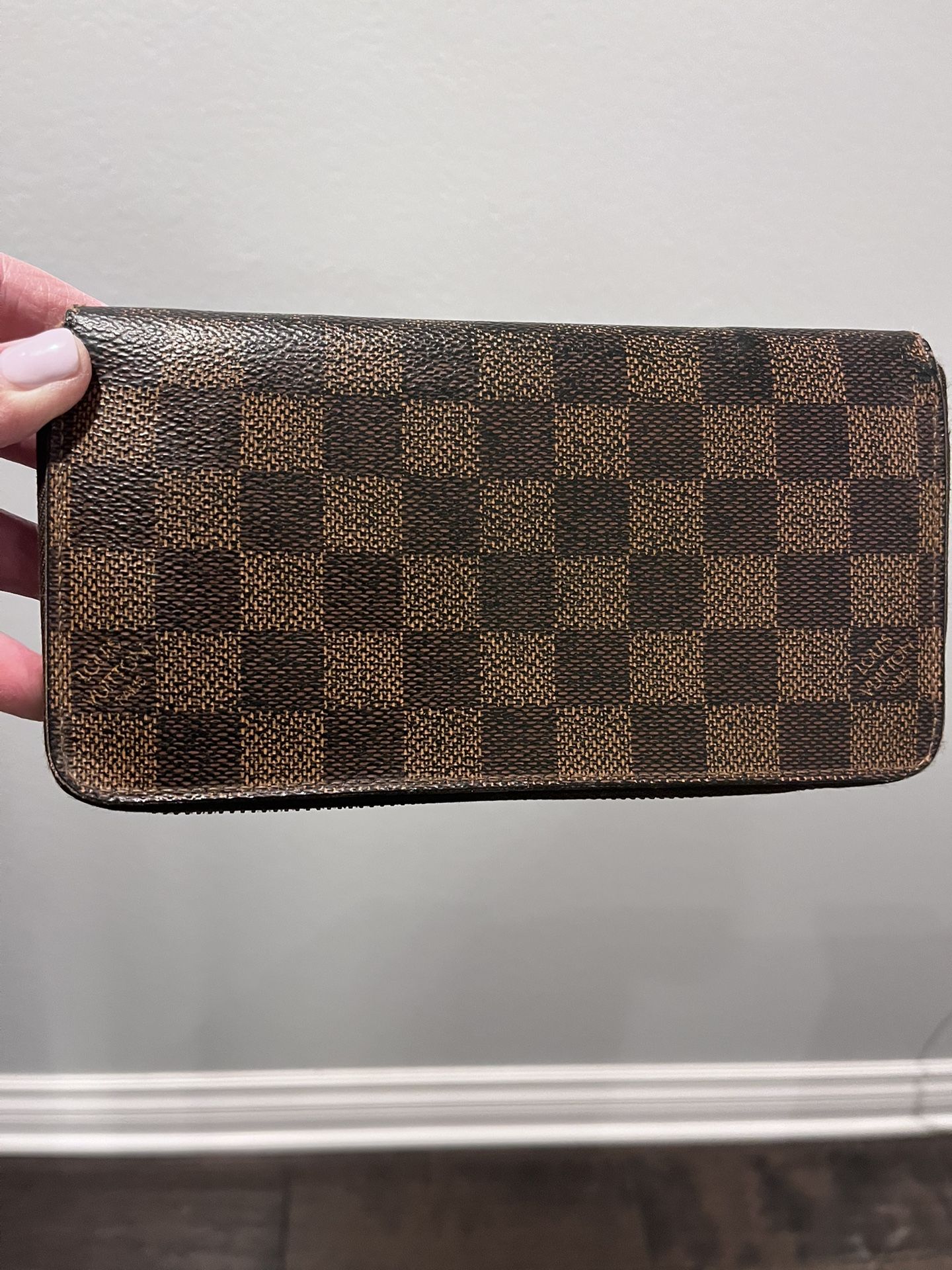 Louis Vuitton Damier Zipper Wallet 2017