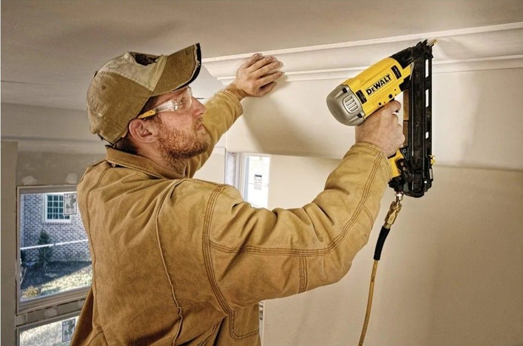 Dewalt DEWALT Pneumatic Finish Nailer, 15 Gauge, 1/4 Corded