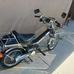 1982 Honda Express scooter