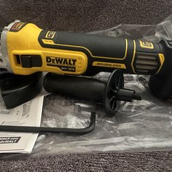 Dewalt 20v XR Variable Speed Grinder (new)