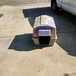 Large size doghouse