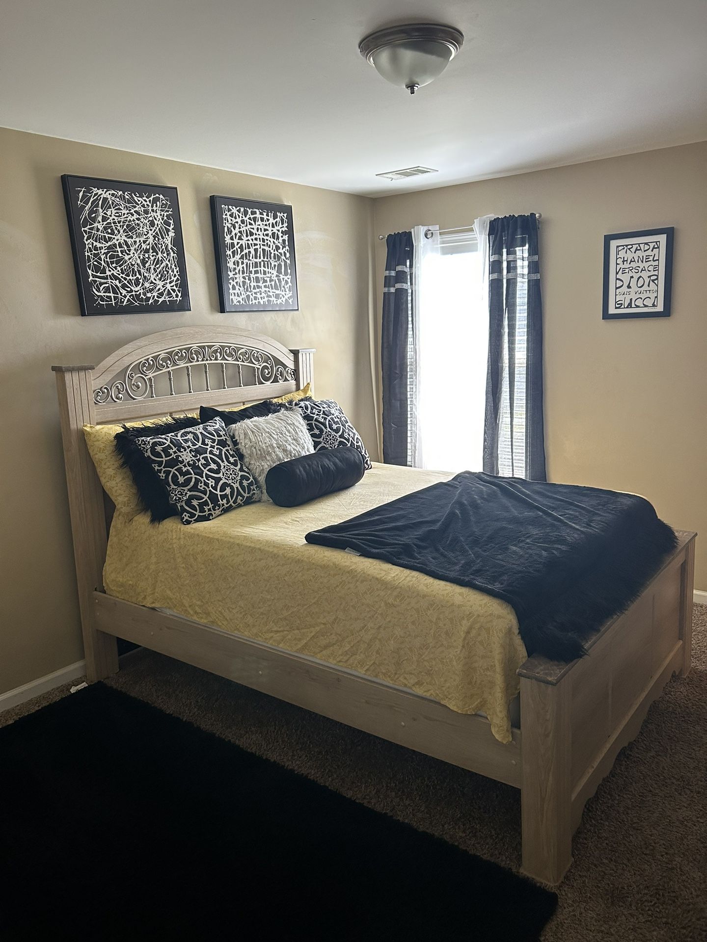 Queen Bed set