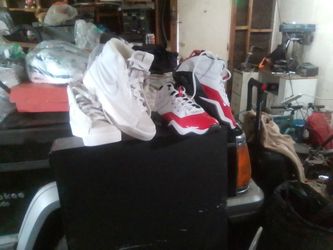 Jordans Shoes Size 6 And 1/2 Red Jordàns Boys 5