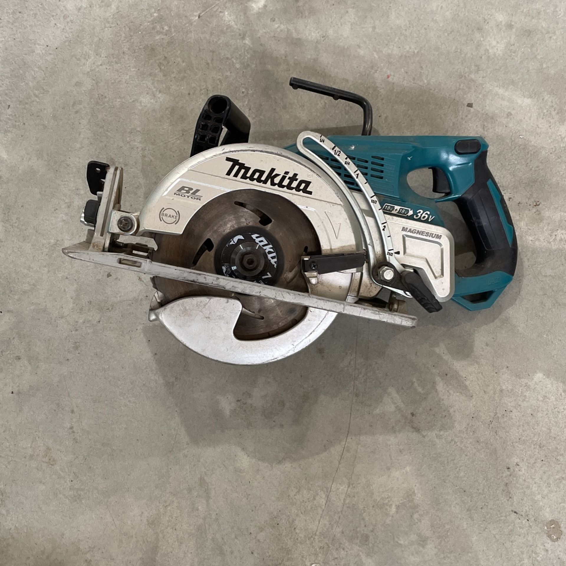 Makita 36V Circular Saw