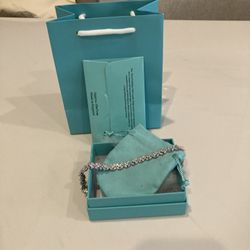 ✨Stunning 18k plated Silver tone Tennis Bracelet Price is firm, price is firm, price is firm