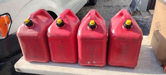 Good condition gas cans