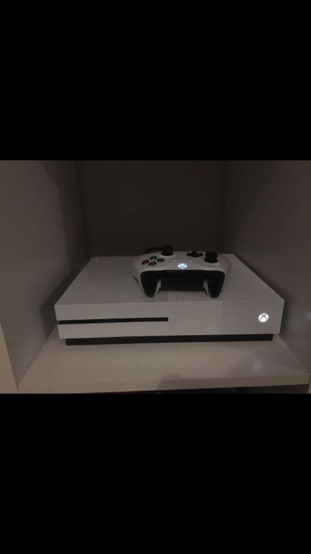 Xbox one s 1TB (with delivery)