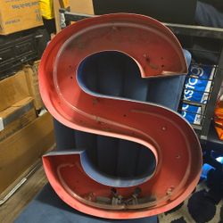 VINTAGE LETTER "S" NEON SIGN Reno Aces From Old TEAM STORE Signage