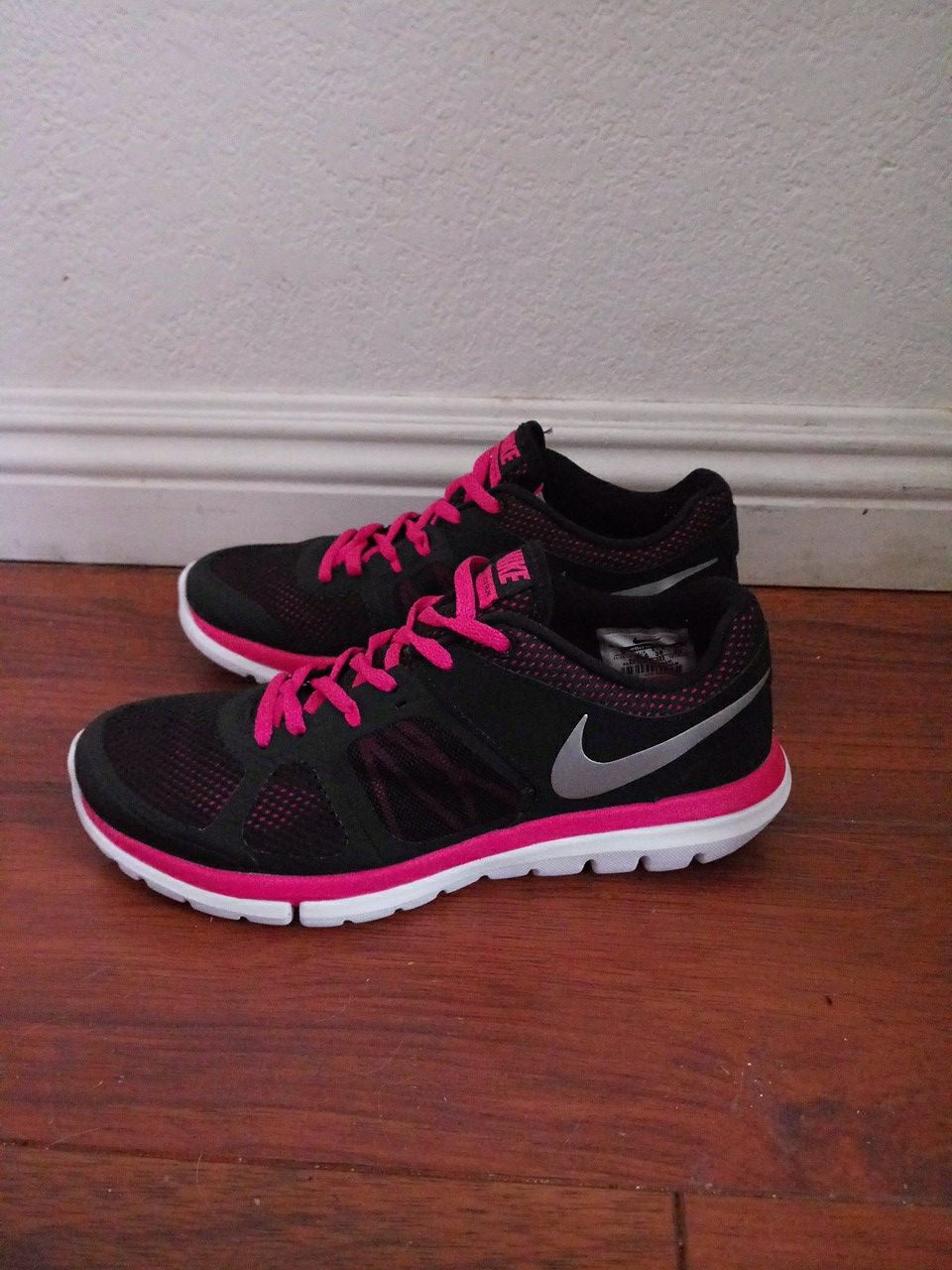 Nike Shoes Size 8 Women $38 OBO