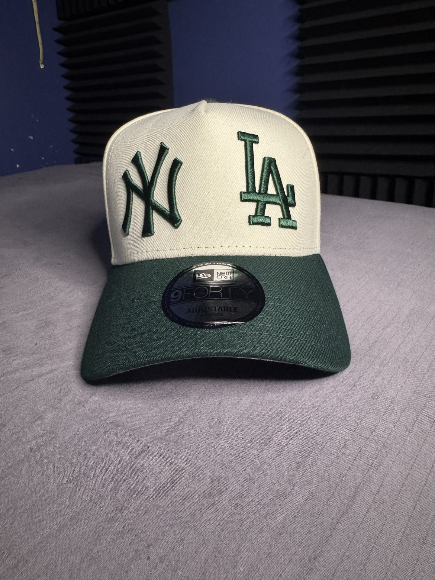 New Era New York Yankees X Los Angeles Dodgers ‘Dual Logo’ 9FORTY A-Frame SnapBack