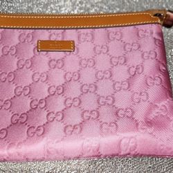 GUCCI GG Dark Pink Clutch Bag 