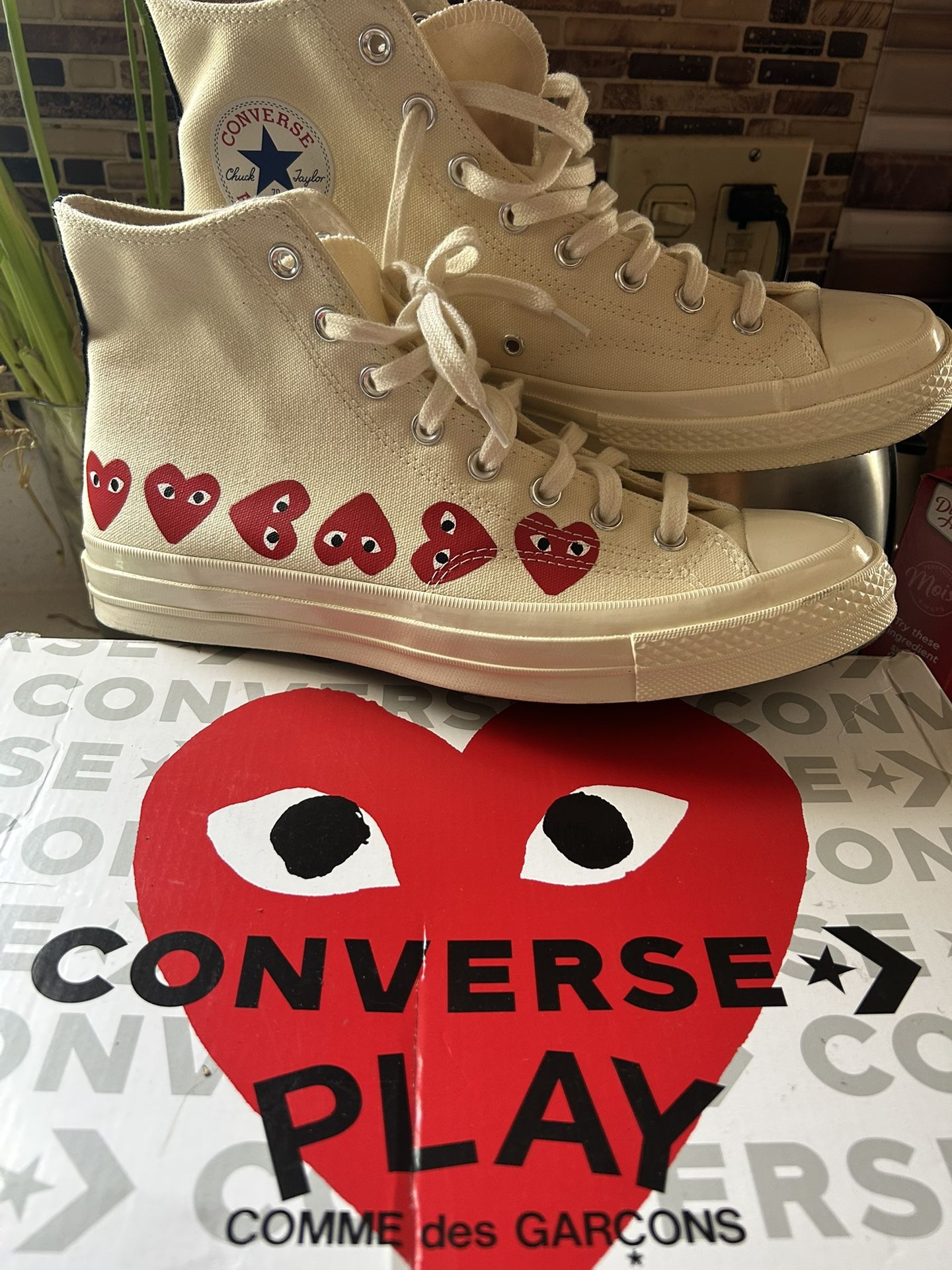Converse Off White Size 10 Men’s