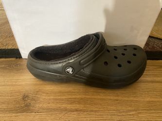 Size 3 winter crocs