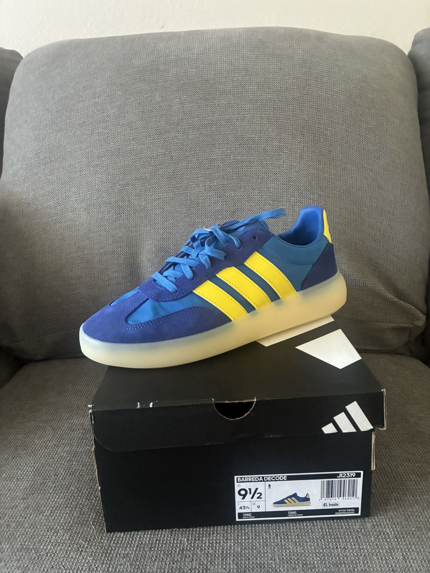 Men Adidas Barreda Decode Tennis Shoes 9 1/2