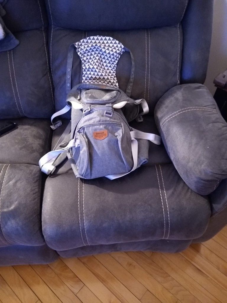 Sunveeno Baby Carrier - $20 Obo, Like New (48 Pound Weight Limit!)