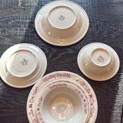 Mickey Mantle Vintage Dish Sets – 34 Complete 3-Piece Sets + Extra Plates & Bowls
