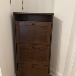 Furniture for storing shoes And Clothes