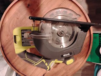 Ryobi 18V Cordless Circular Saw 5-1/2"