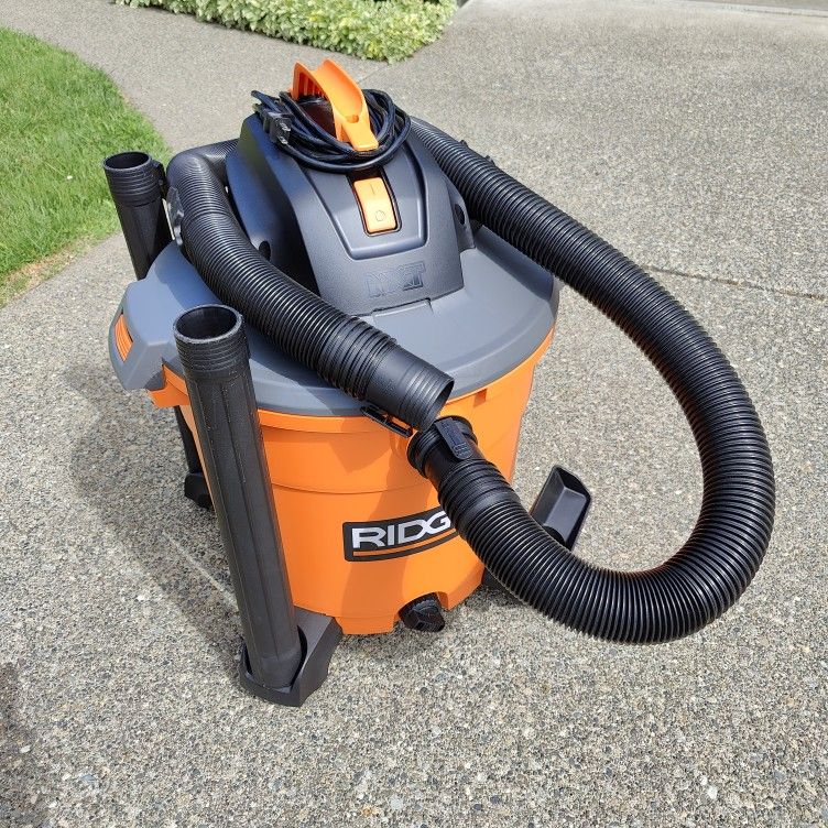 Like New 16gal Ridgid Wet And Dry Shop Vac for Sale in Lacey, WA OfferUp
