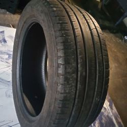 265/50/R20 Tire 80% Tread