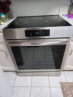 Frigidaire Induction Stove