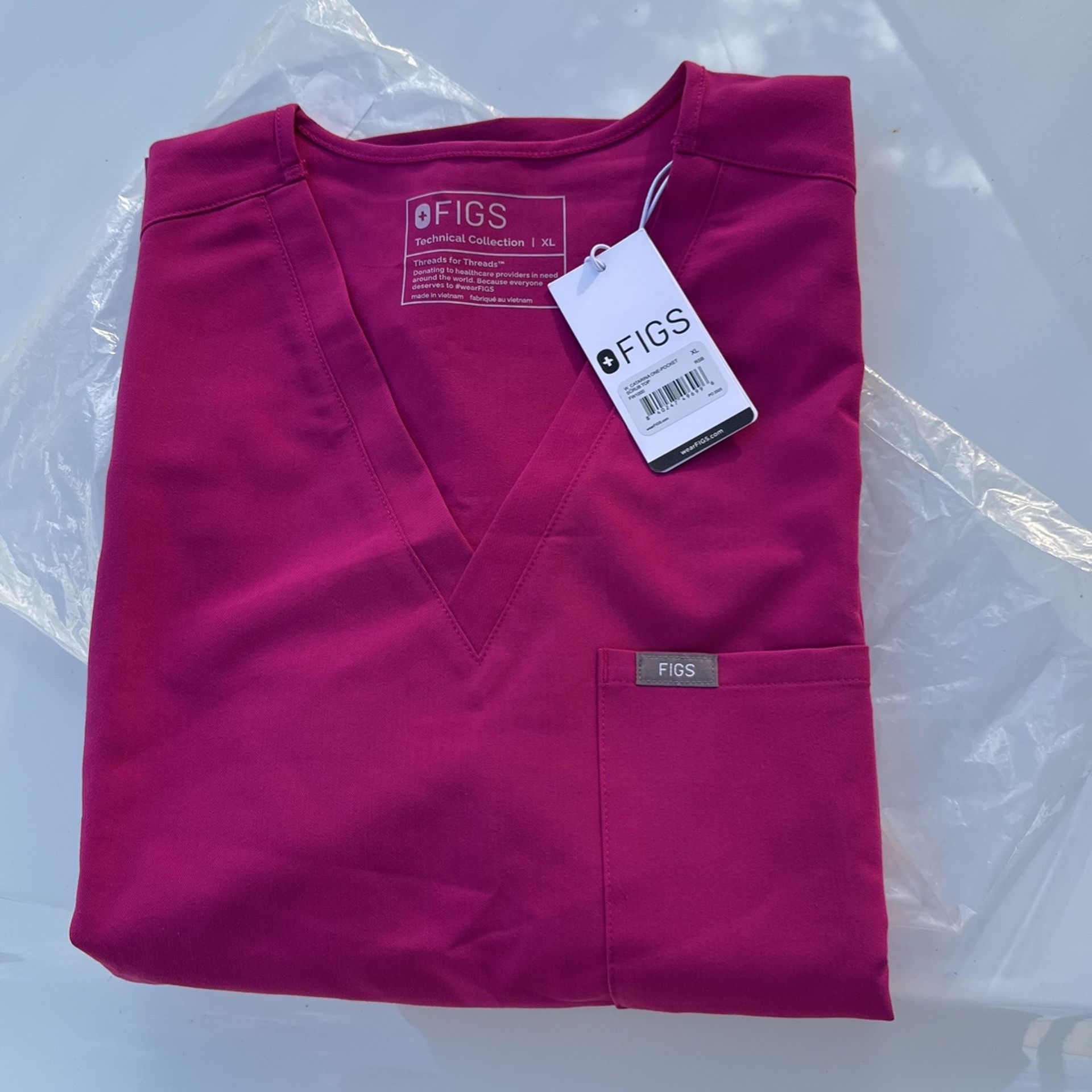 Figs Scrub Top