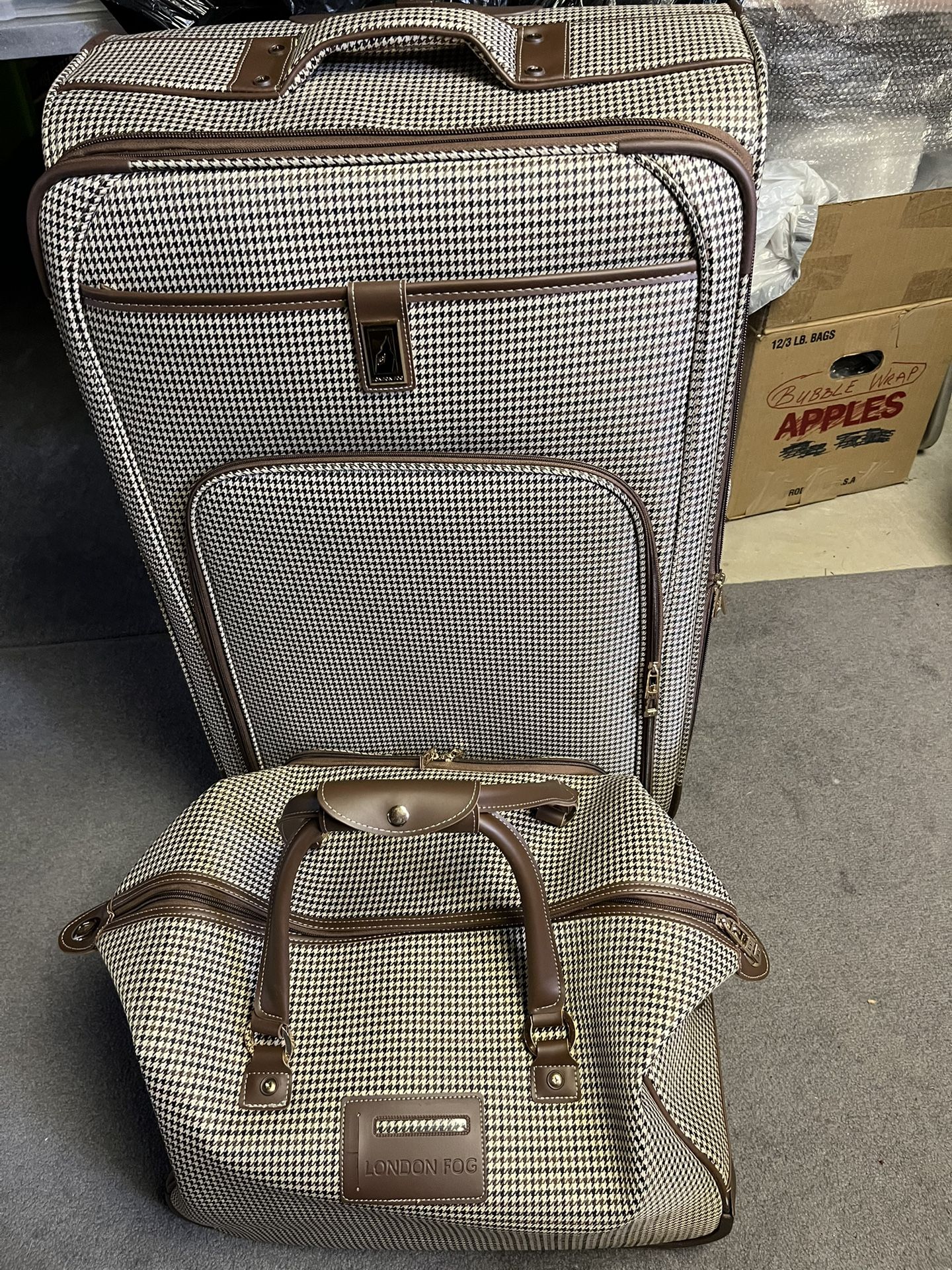 London Fog Cambridge Luggage