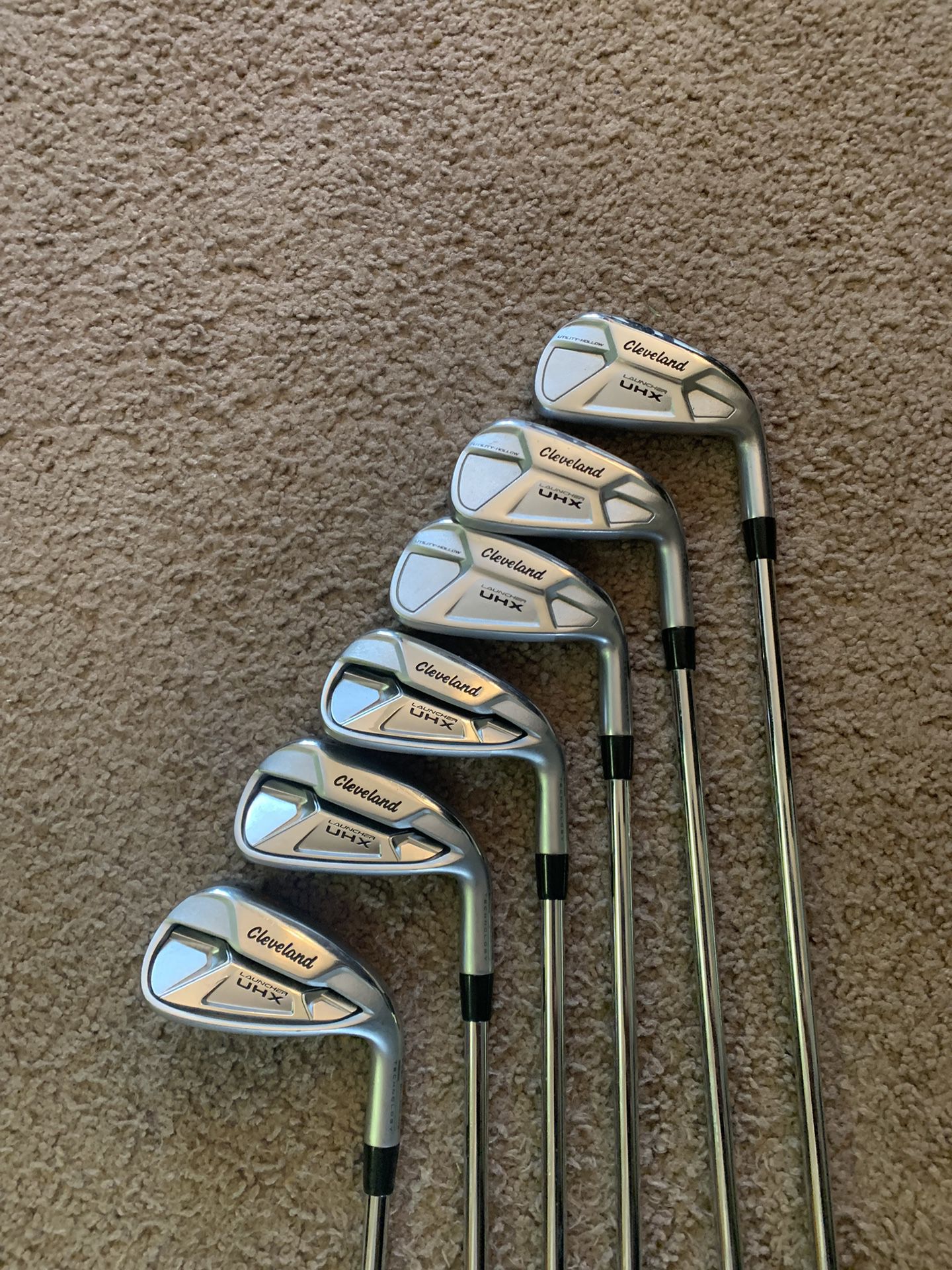 Cleveland Launcher UHX iron set-golf clubs, 5-PW, Regular Flex