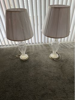 2 lamps