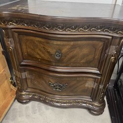 Làmp Drawer Furniture Must Go