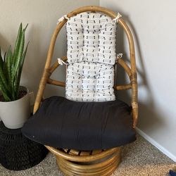 Rattan Swivel Egg Chair