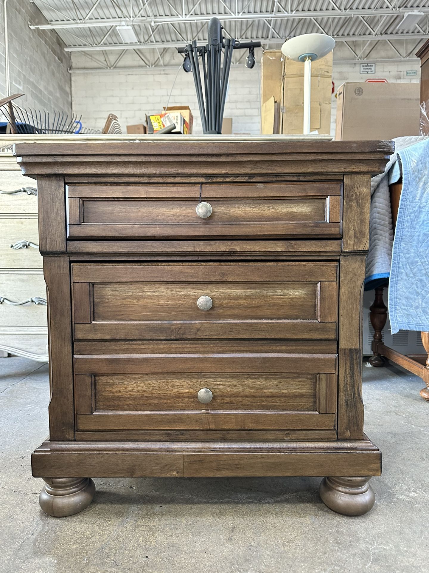 Ashley Furniture 3 drawer nightstand 30t x 29.75 x 18