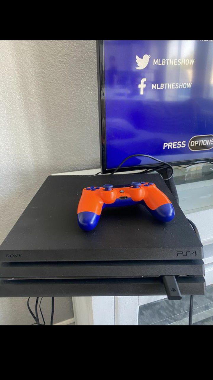 Ps4 pro black with games