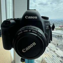 Camera Package Canon EOS 5D Mark IV / Sony Alpha a6300 Mirrorless With Lens