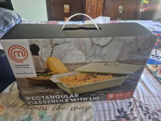Rectangular casserole dish