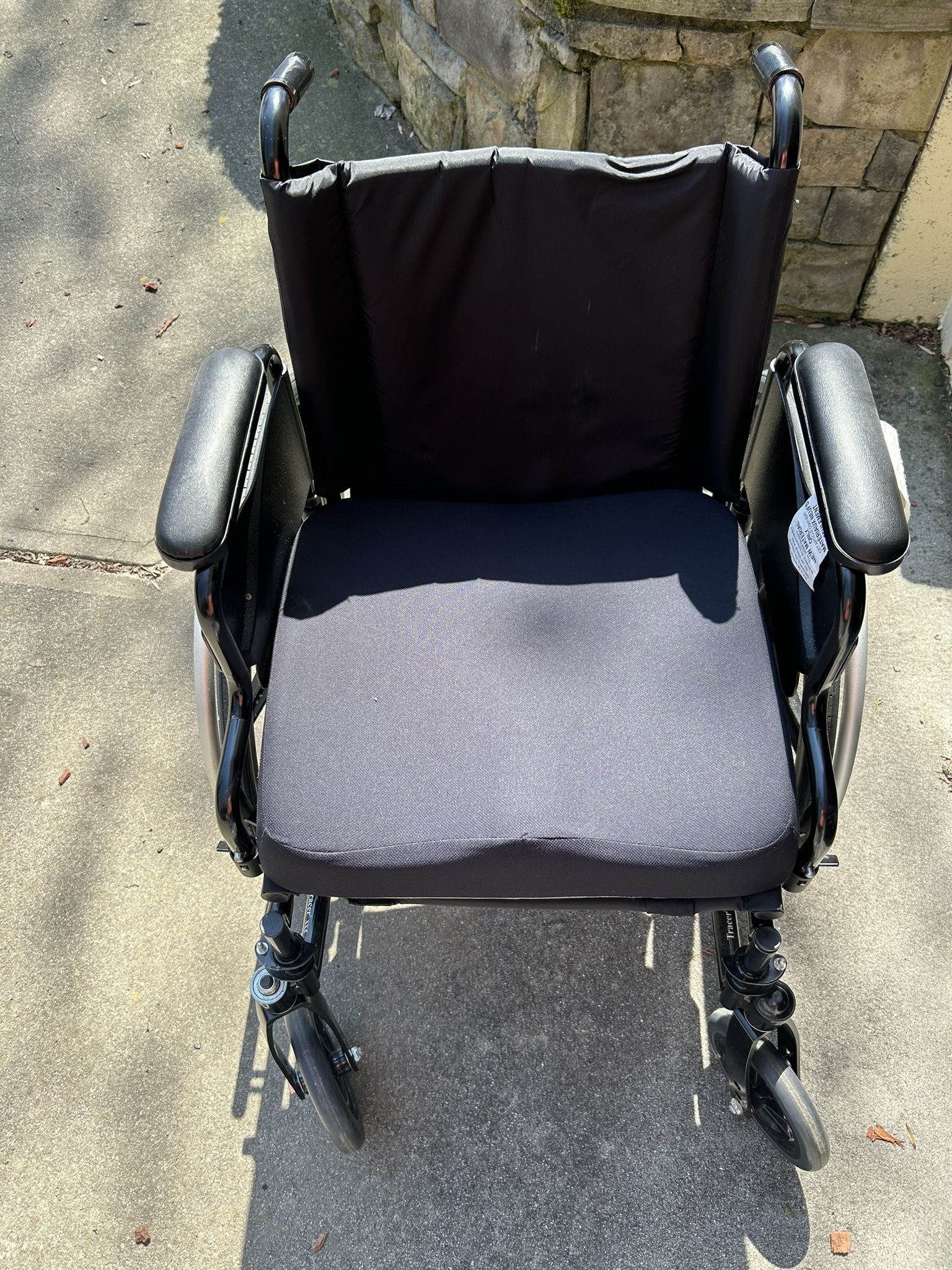 Heavy Duty Wheelchair 