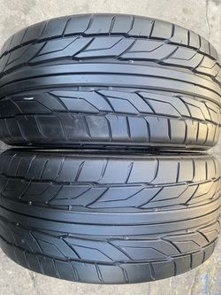 Two 275-40-20 Nitto NT 555 G2