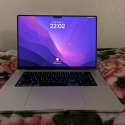 Macbook Pro M2