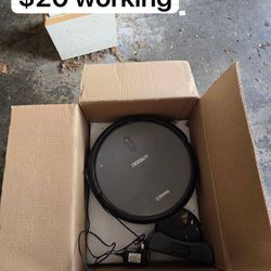 Robot vacuum cleaner