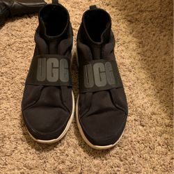 UGG Shoes Size 8,5